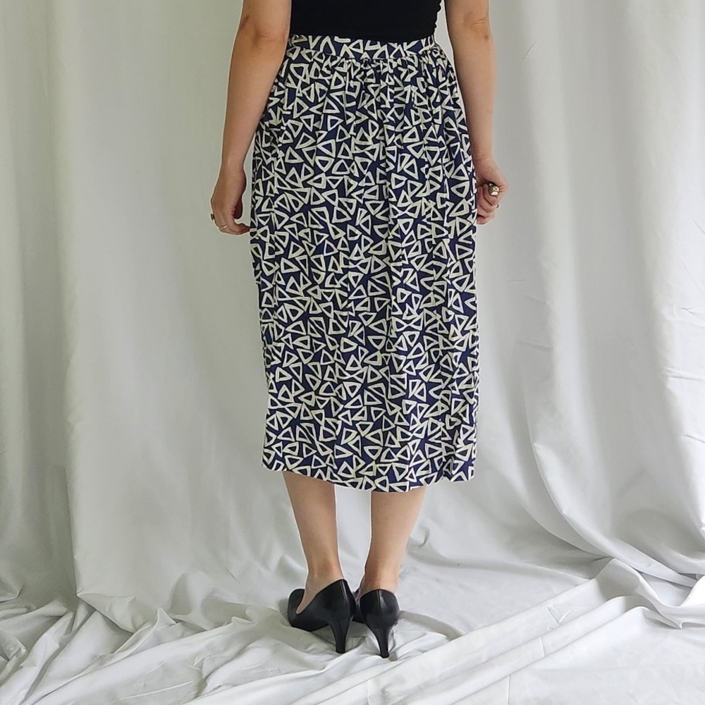 80s Purple‎ Triangle Midi Print Skirt - Picture 3 of 3